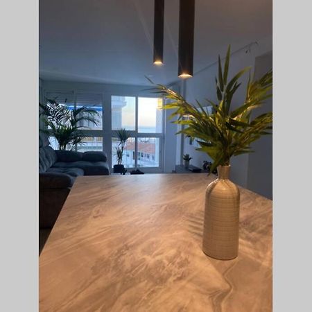 Precioso Apartamento A Estrenar En Centro De Nerja Bagian luar foto