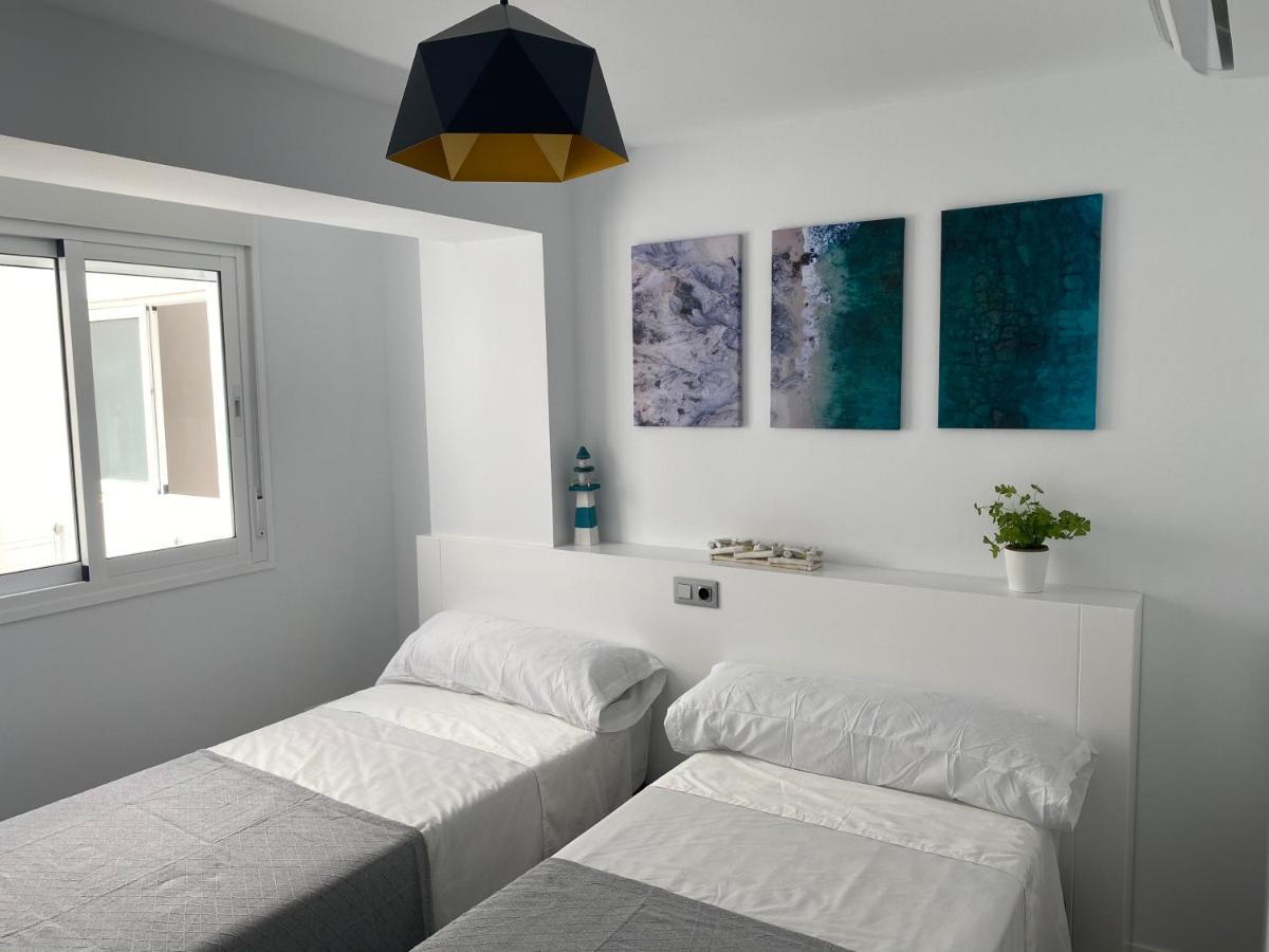 Precioso Apartamento A Estrenar En Centro De Nerja Bagian luar foto